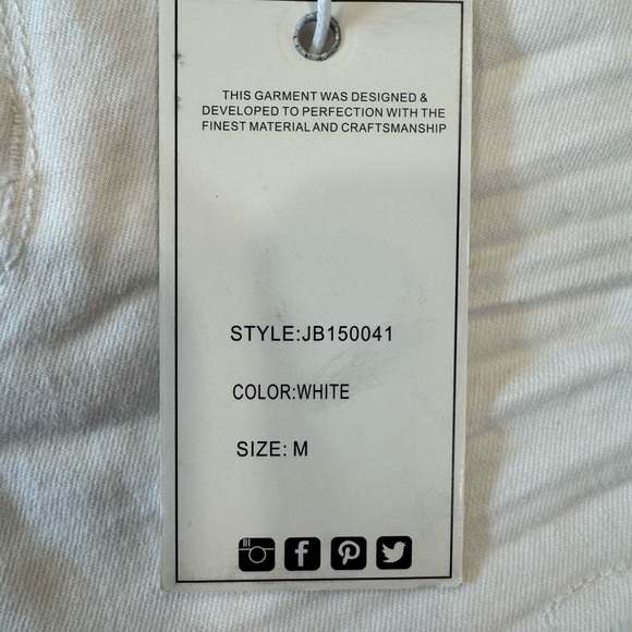 Judy Blue White Distressed Denim High Waisted Cutoff Shorts Women's M NEW NWT - Picture 6 of 7